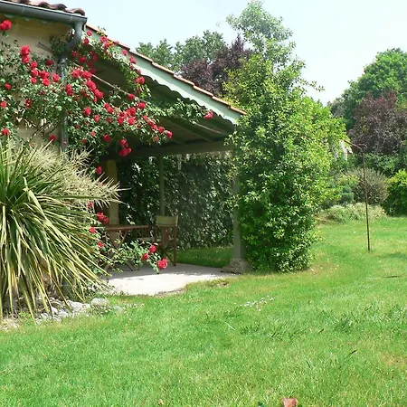 Gites Face Riviere Saint-Emilion Vignonet Exterior foto