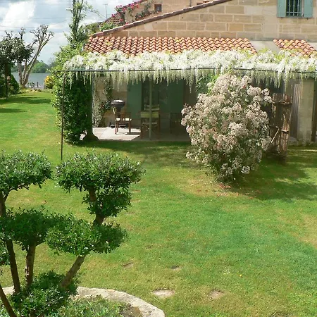 Gites Face Riviere Saint-Emilion Vignonet Exterior foto