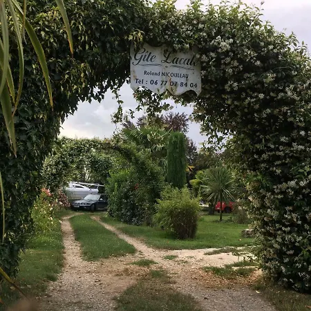 Gites Face Riviere Saint-Emilion Vignonet Exterior foto