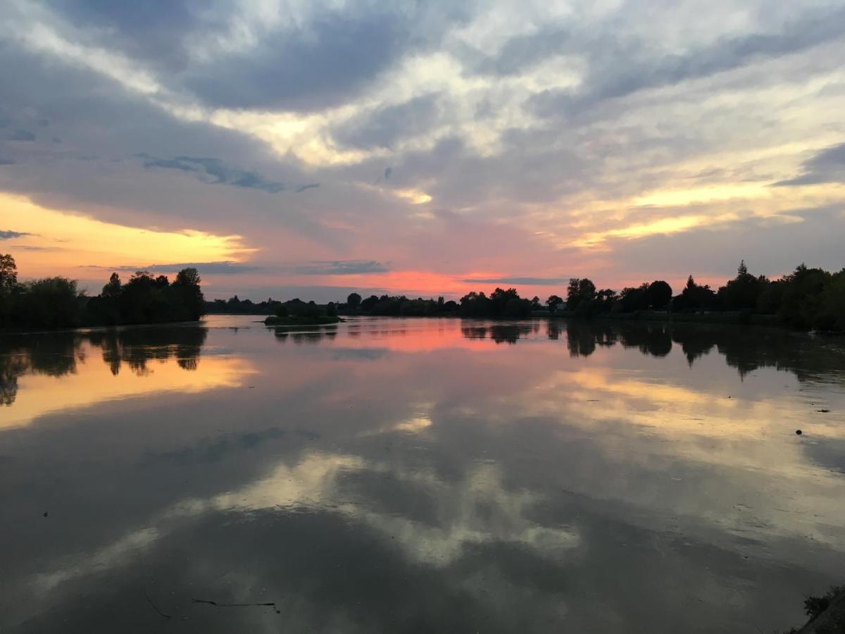 Lacale Face à La Rivière Casa vacanze Vignonet